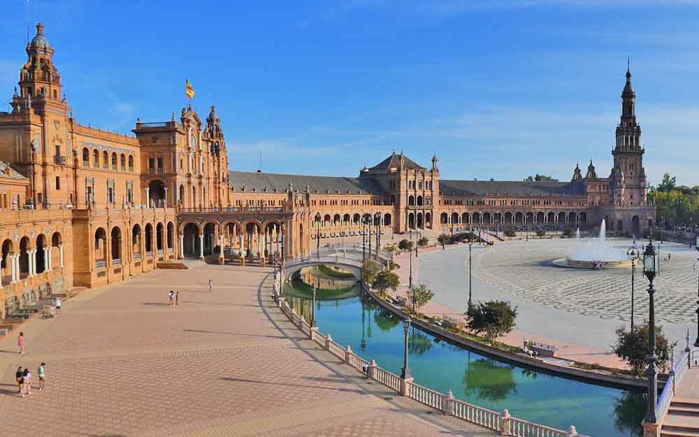 Where To Stay In Seville, Spain: Best Neighbourhoods (insiders Guide)