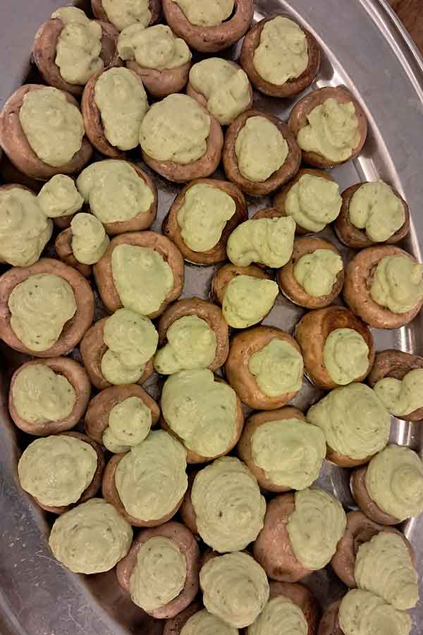 Champiñones con Alioli Verde