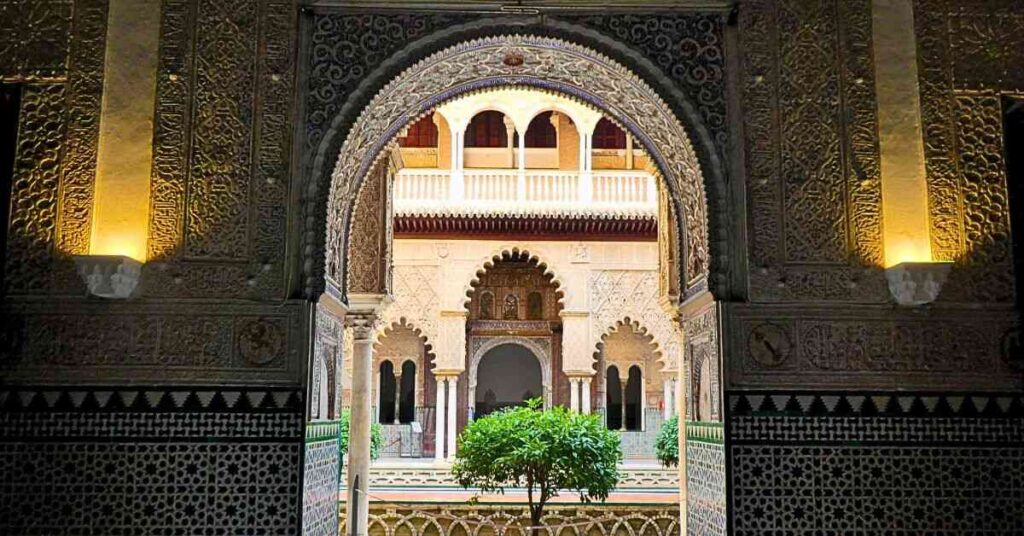 alone in the alcazar is worth it to get stunning photos of the palace without the crowds.